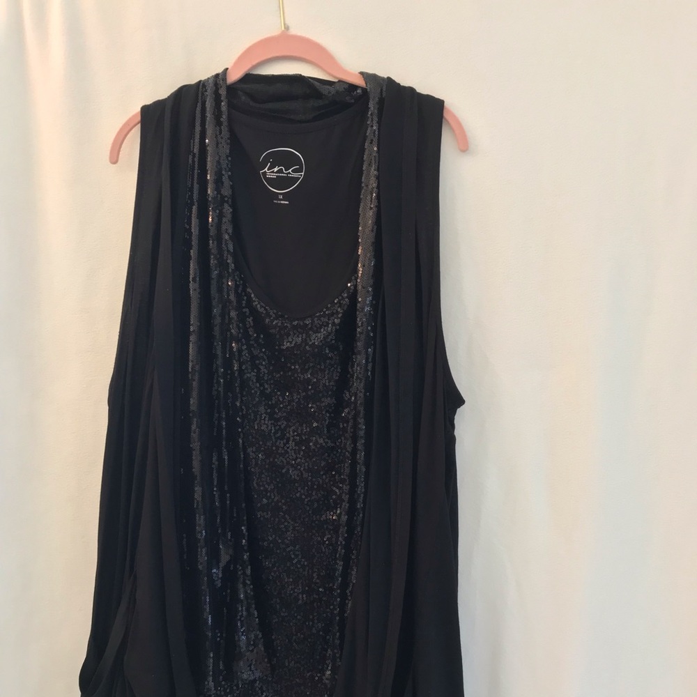 Sequenced Top & Vest